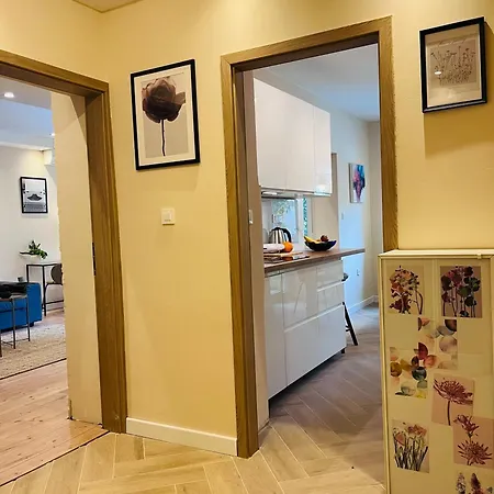 King's Square - Free Parking *