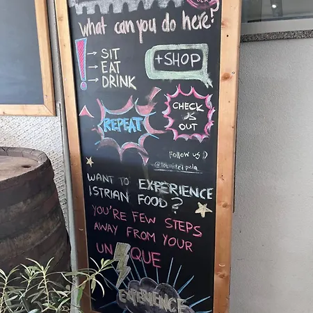 Апартаменти King's Square - Free Parking