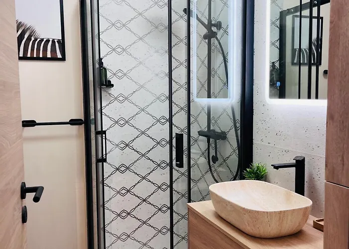 King's Square - Free Parking *