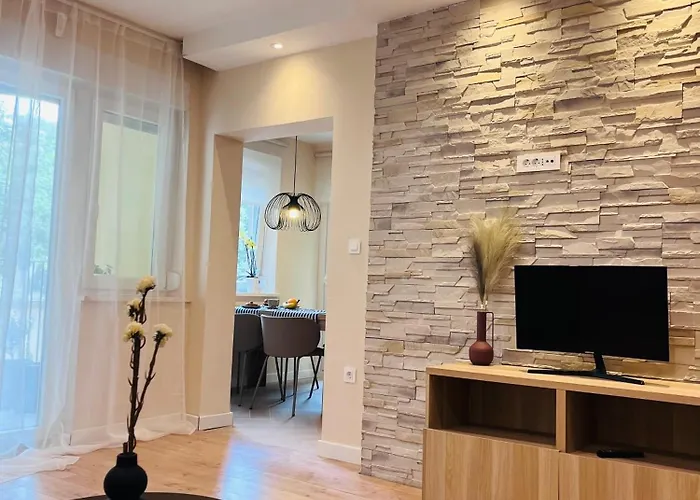 King's Square - Free Parking 公寓