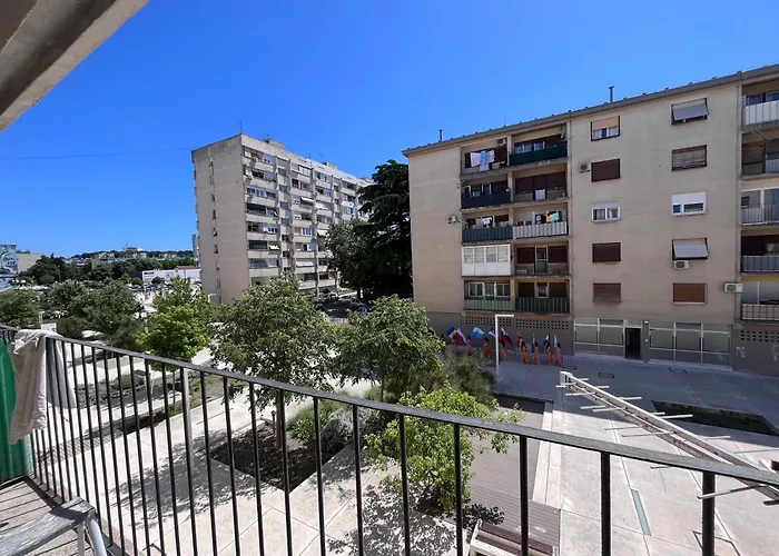 Apartment King's Square - Free Parking Pula