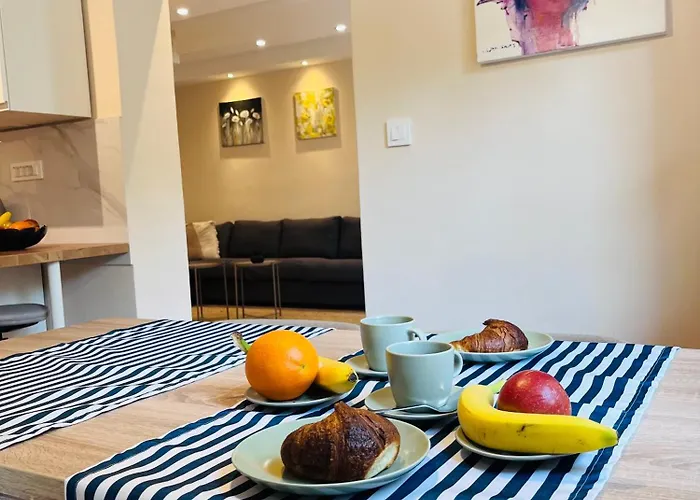 Apartment King's Square - Free Parking